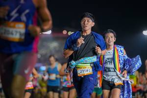 BIB: 21181, 097
                            <button type="button" onclick="openModal(22853006)" class="btn btn-primary btn-sm float-right btn-popup" data-toggle="modal" data-target=".modal-high-quality">
                        <i class="fas fa-shopping-cart"></i> Add to Cart
                    </button>
                                            <button type="button" onclick="isThisMe(22853006, true)" class="btn btn-success btn-sm float-right btn-popup btn-isme hidden" data-toggle="tooltip" data-placement="bottom" title="นี่คือรูปของคุณใช่ไหม คลิกที่นี่เพื่อเอาเข้าอัลบั้ม">
                        <i class="fas fa-plus"></i> Add to album
                    </button>
                    <button type="button" onclick="isThisMe(22853006, false)" class="btn btn-warning btn-sm float-right btn-popup btn-isnotme hidden">
                        <i class="fas fa-ban"></i> Remove from album
                    </button>